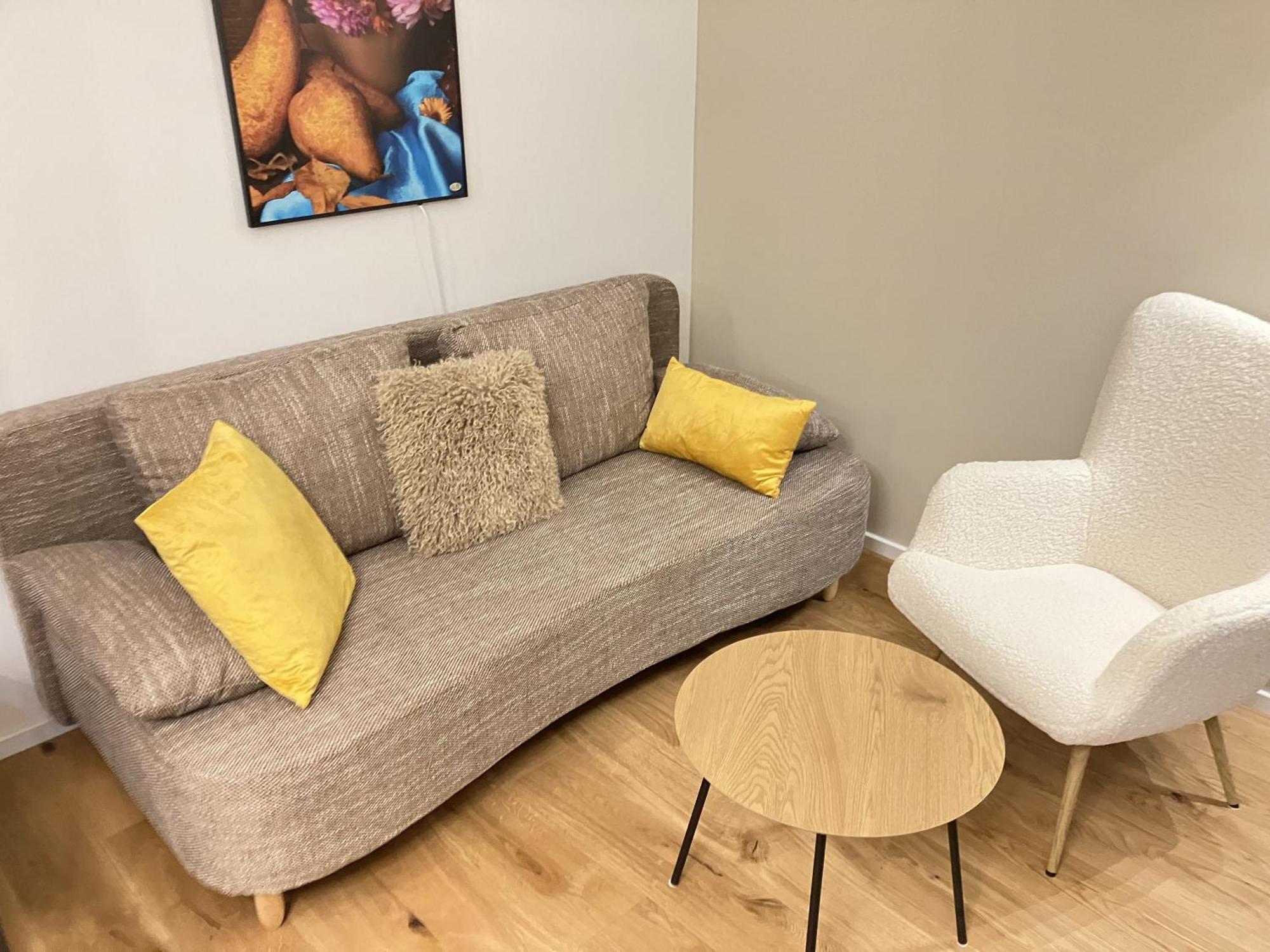 Apartment Ferienwohnung Mitte *