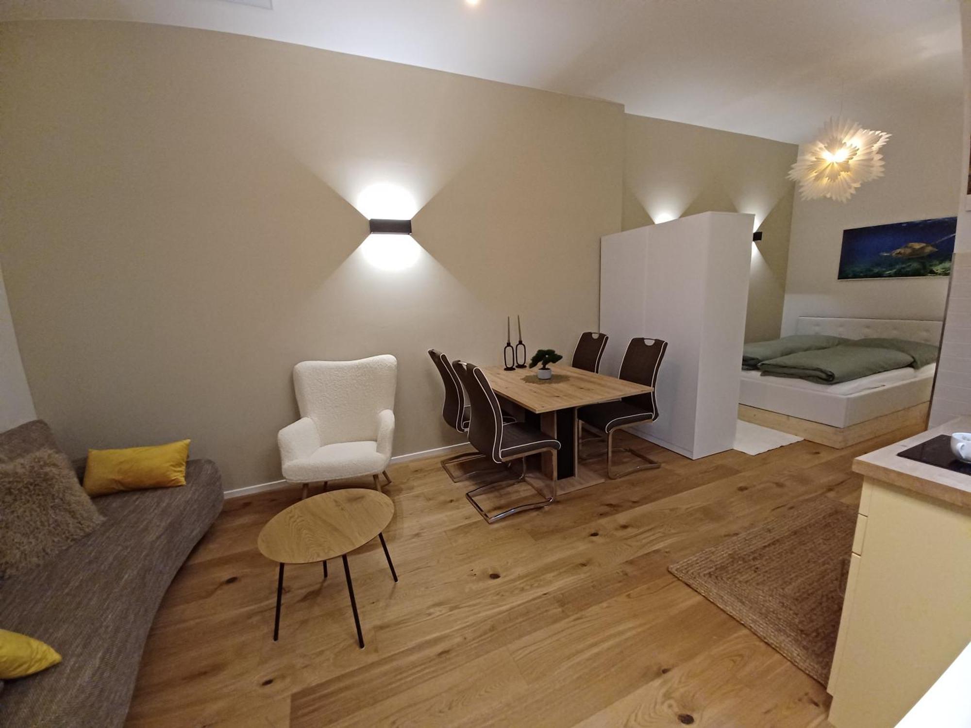 Apartment Ferienwohnung Mitte *